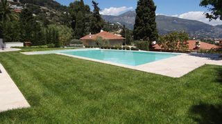  Villa � vendre 5 pi�ces 240 m�