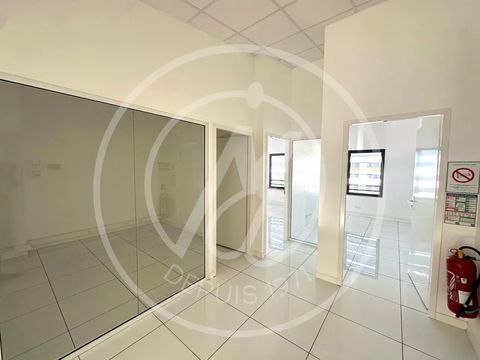 A louer  Bureau am&eacute;nag&eacute; &agrave; JARRY de 128m2 3328 97122 Baie-mahault