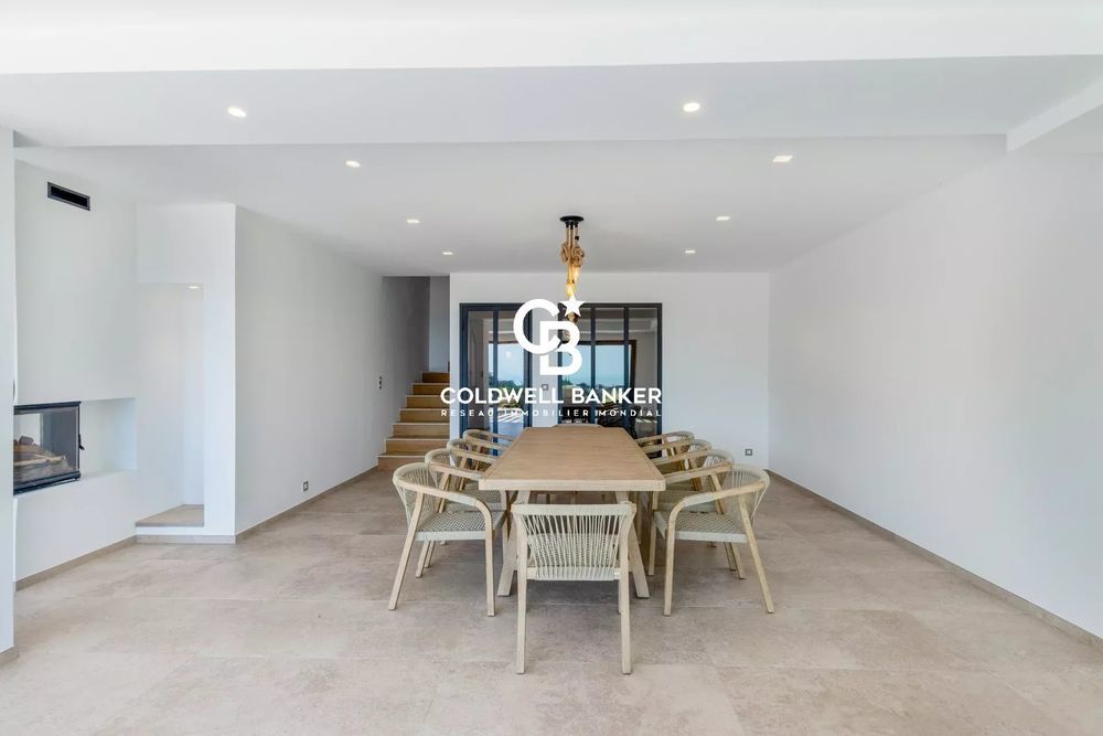 � vendre  Villa Cavalaire-sur-Mer (83240)