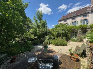  Maison � vendre 12 pi�ces 242 m�