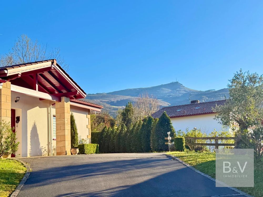 � vendre  Maison Ascain (64310)