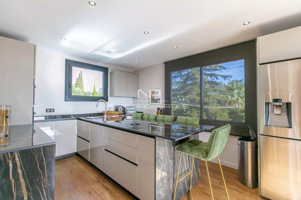 � vendre  Maison Colomars (06670)