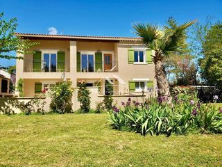  Maison � vendre 7 pi�ces 143 m�