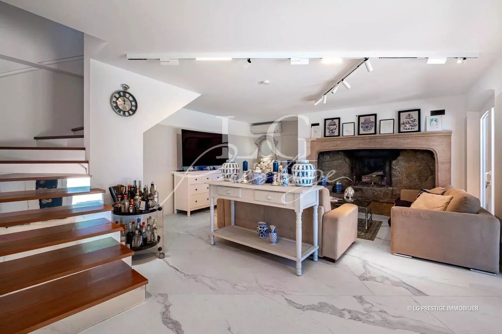 � vendre  Maison Th�oule-sur-Mer (06590)