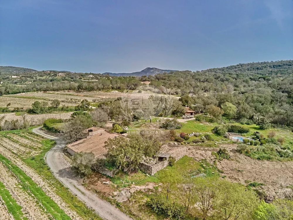 � vendre  Maison Le Plan-de-la-Tour (83120)