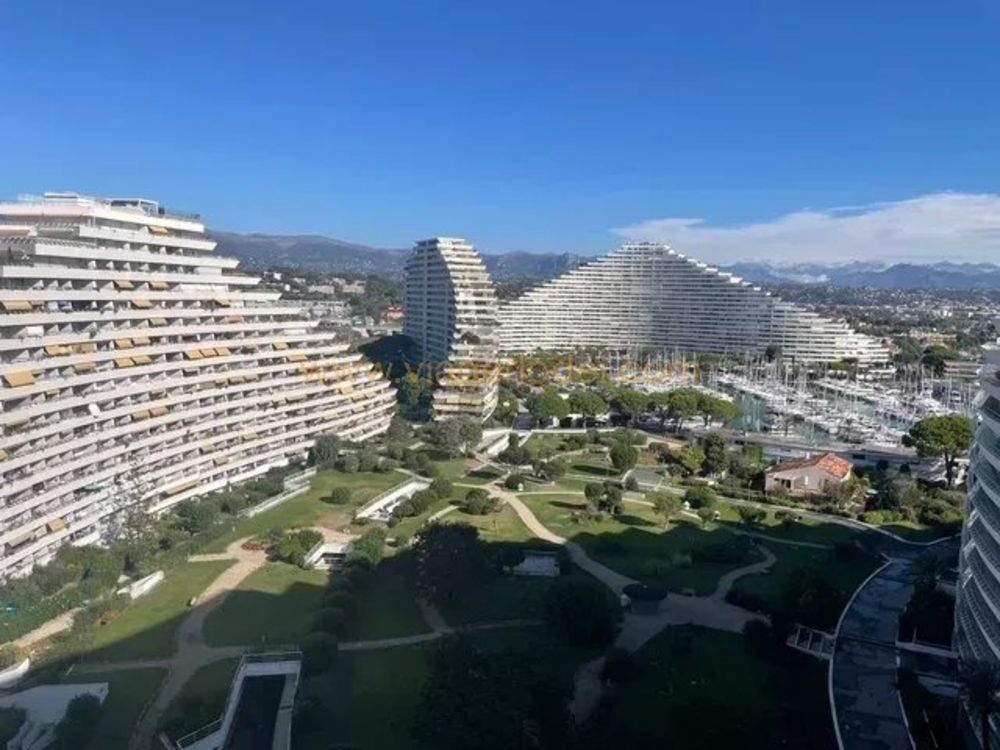 � vendre  Appartement Villeneuve-Loubet (06270)