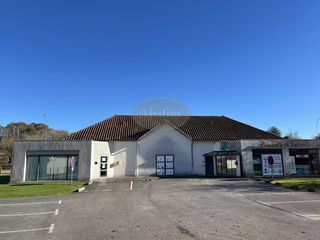  Immeuble � vendre 8 pi�ces 300 m�