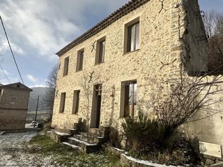  Maison � vendre 3 pi�ces 120 m�