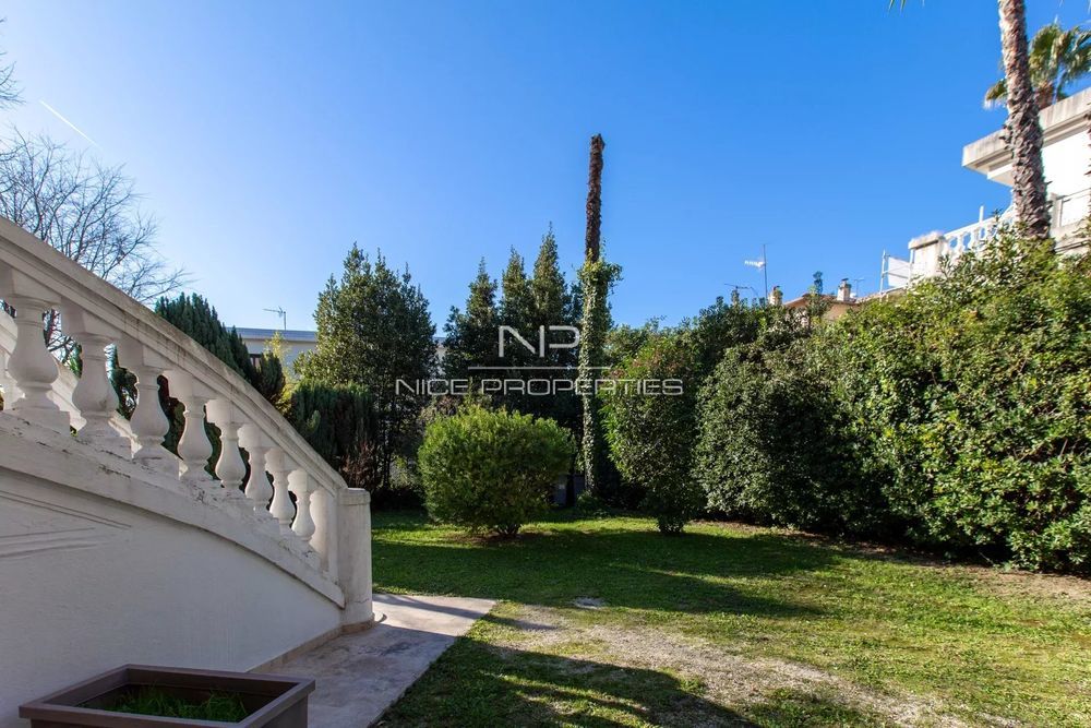 � vendre  Appartement Nice (06100)