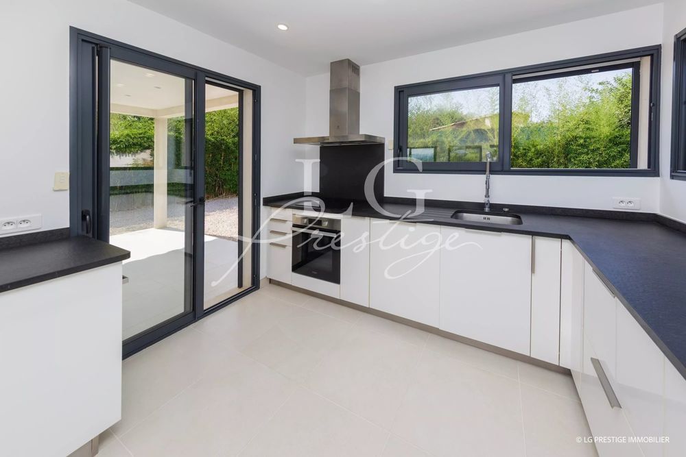 � vendre  Maison Les Adrets-de-l'Est�rel (83600)