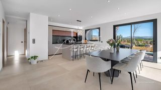  Villa � vendre 4 pi�ces 165 m�