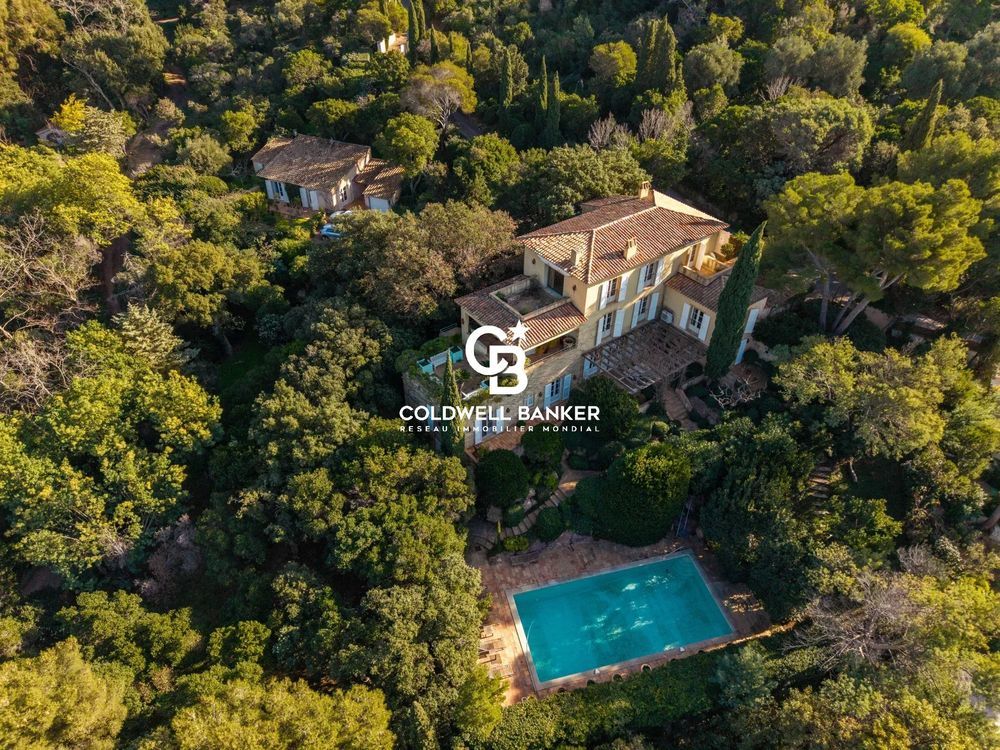 � vendre  Villa Rayol-Canadel-sur-Mer (83820)