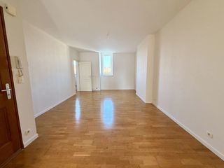  Appartement � louer 2 pi�ces 56 m�