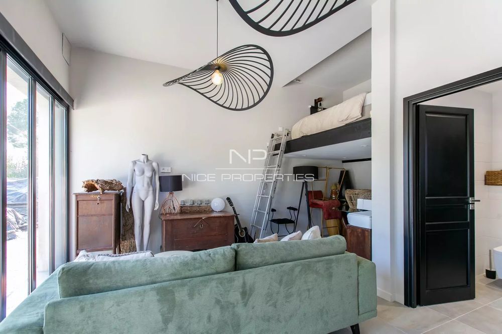 � vendre  Maison Colomars (06670)