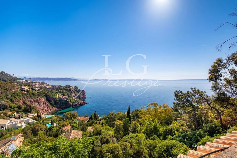 � vendre  Maison Th�oule-sur-Mer (06590)