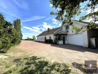  Maison � vendre 11 pi�ces 318 m�