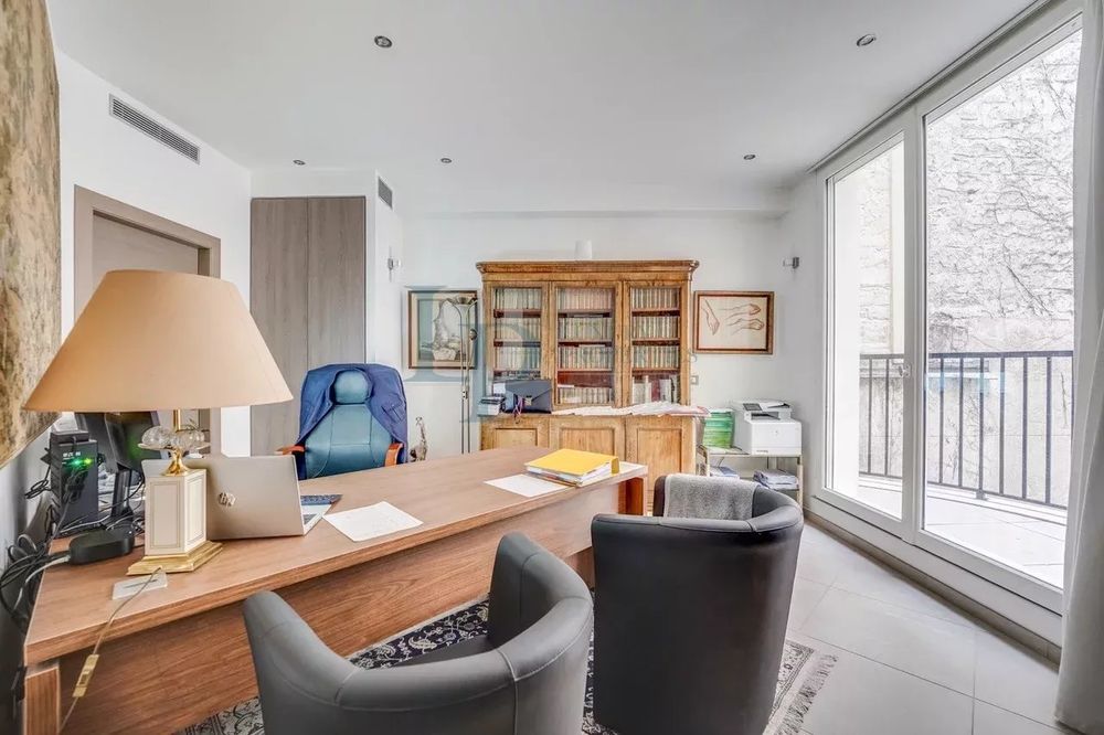 � vendre  Appartement Paris 8