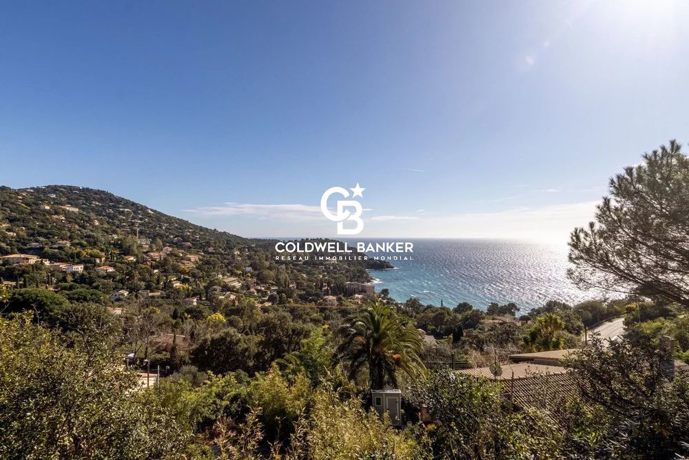 � vendre  Maison Rayol-Canadel-sur-Mer (83820)