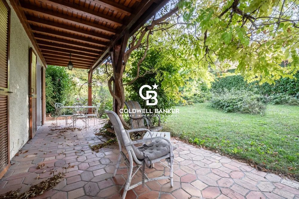 � vendre  Villa V�traz-Monthoux (74100)