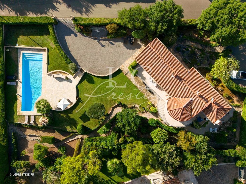 � vendre  Villa Mandelieu-la-Napoule (06210)