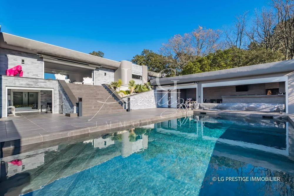 � vendre  Villa Mandelieu-la-Napoule (06210)