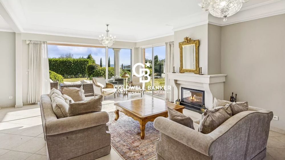 � vendre  Villa Grimaud (83310)