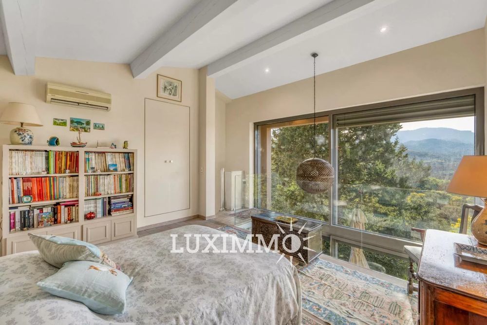 � vendre  Maison Mandelieu-la-Napoule (06210)