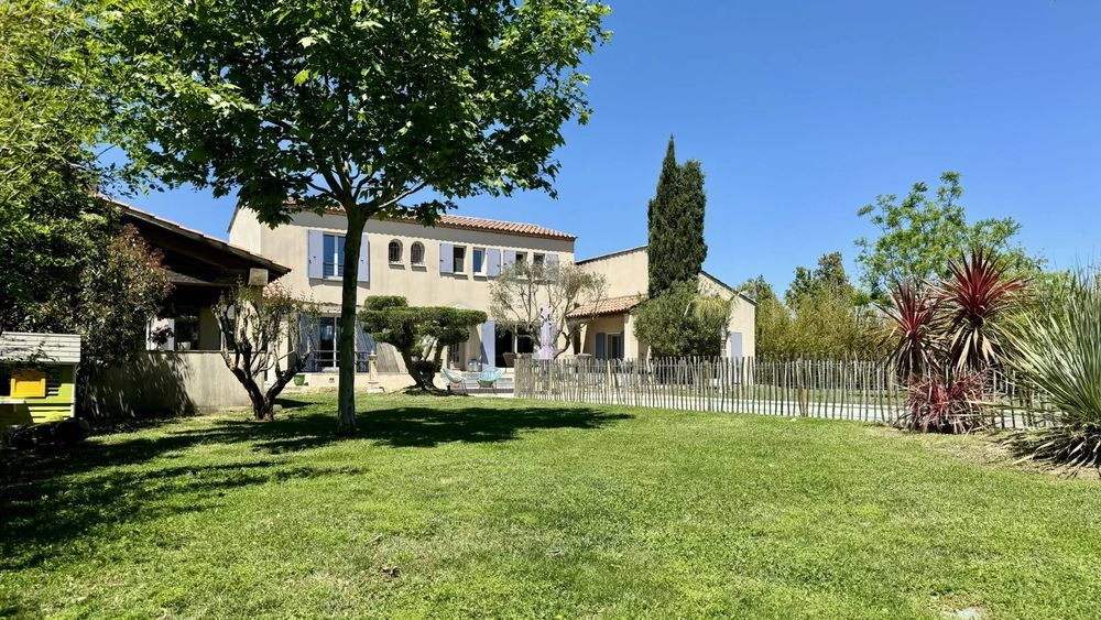 � vendre  Villa Arles (13200)