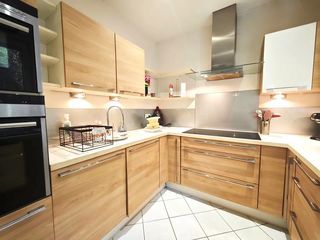  Villa � vendre 9 pi�ces 205 m�