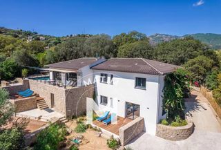 Location  Maison - Villa 