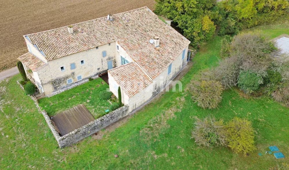 � vendre  Maison Die (26150)