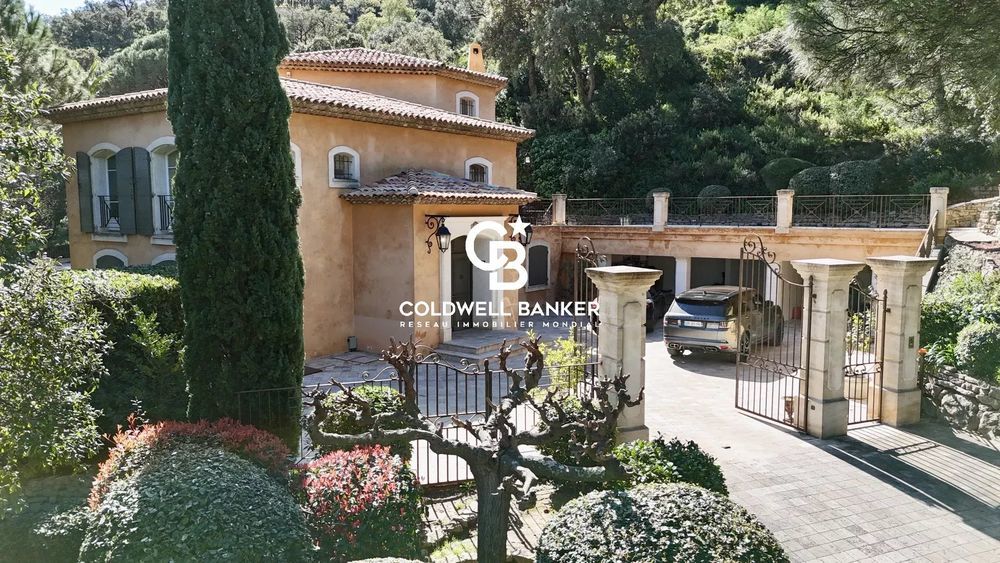 � vendre  Maison Cavalaire-sur-Mer (83240)