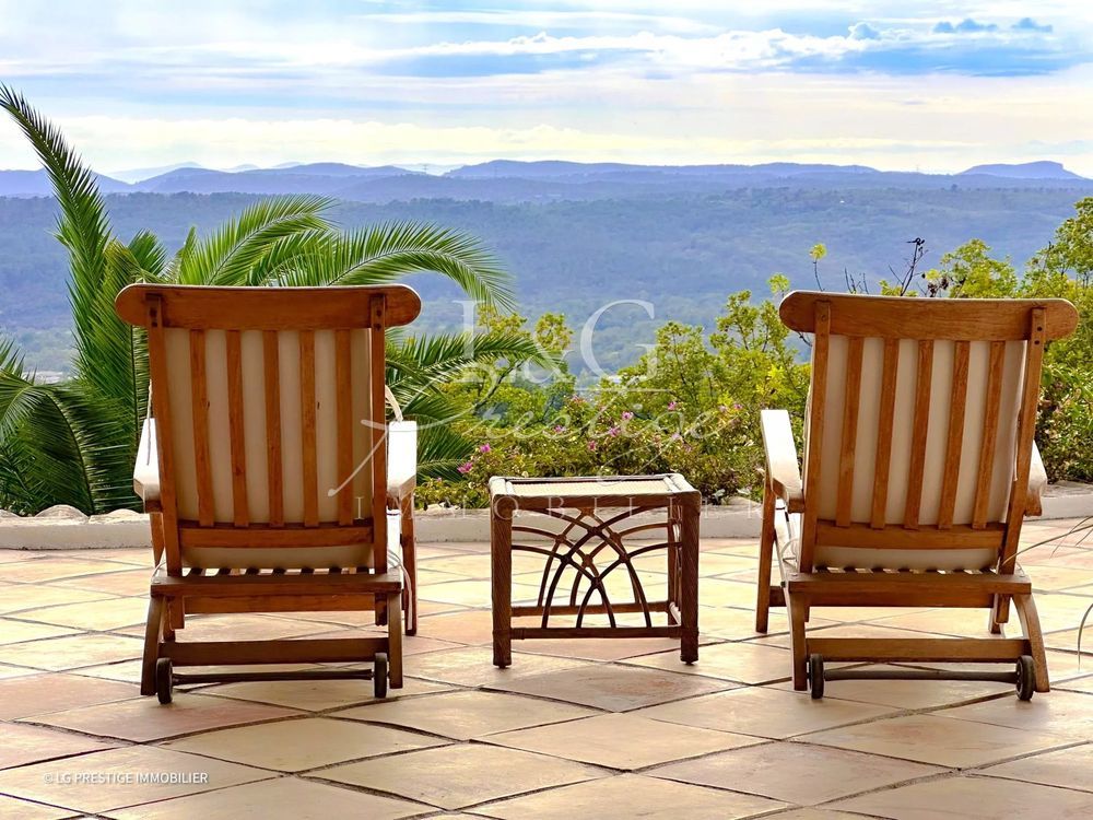 � vendre  Maison Montauroux (83440)