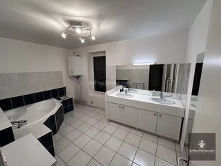  Appartement � vendre 7 pi�ces 220 m�