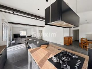  Maison � vendre 9 pi�ces 370 m�