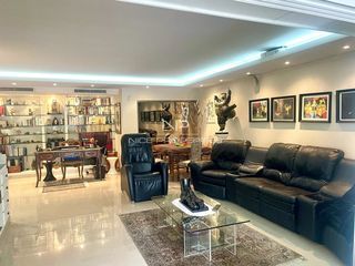  Appartement � vendre 6 pi�ces 304 m�