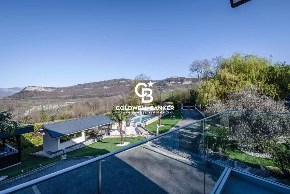 � vendre  Villa Montagnole (73000)