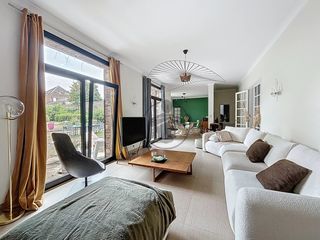  Maison � vendre 8 pi�ces 328 m�