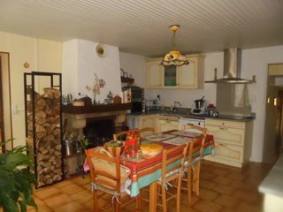  Maison � vendre 7 pi�ces 180 m�