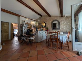  Immeuble � vendre 8 pi�ces 312 m�