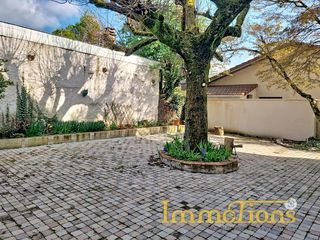  Maison � vendre 9 pi�ces 230 m�