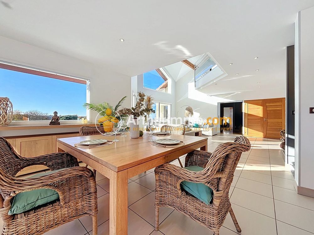 � vendre  Maison Bourgoin-Jallieu (38300)