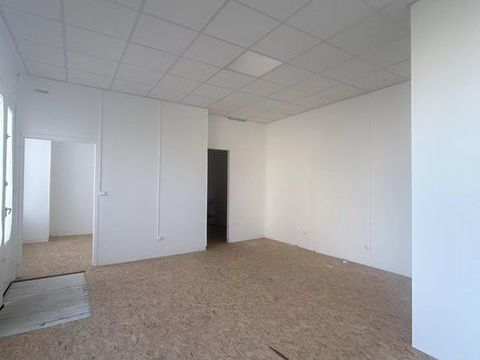 Commerce 650 14160 Dives-sur-mer