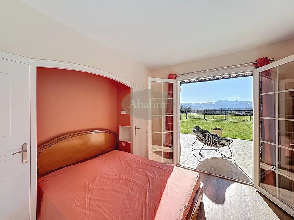 � vendre  Villa Laslades (65350)