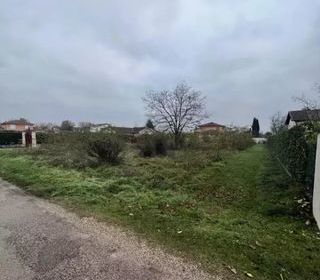  Terrain � vendre 5 pi�ces 660 m�