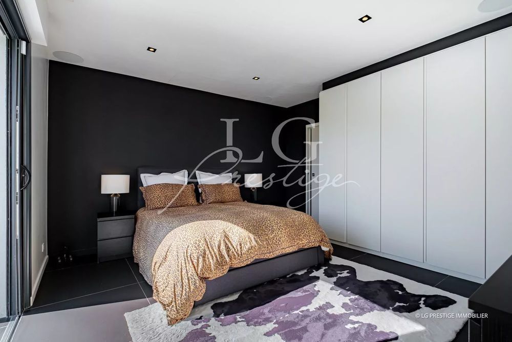 � vendre  Villa Mandelieu-la-Napoule (06210)