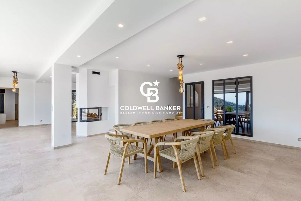 � vendre  Villa Cavalaire-sur-Mer (83240)