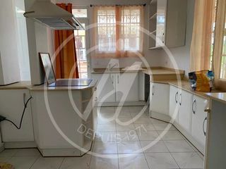  Appartement � louer 5 pi�ces 144 m�