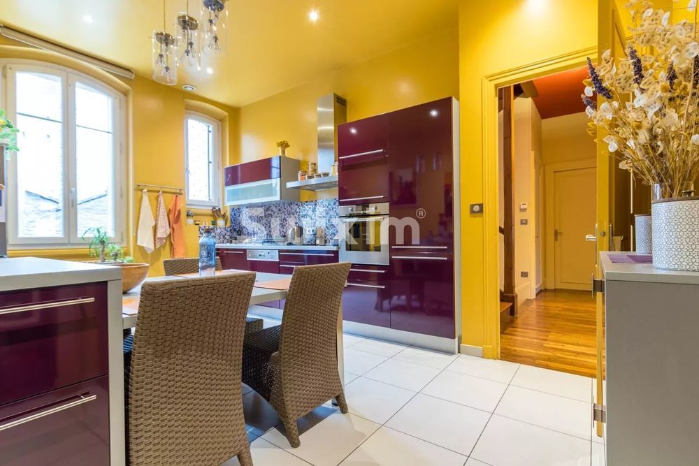 � vendre  H�tel Particulier Dijon (21000)