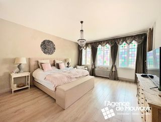  Maison � vendre 6 pi�ces 244 m�